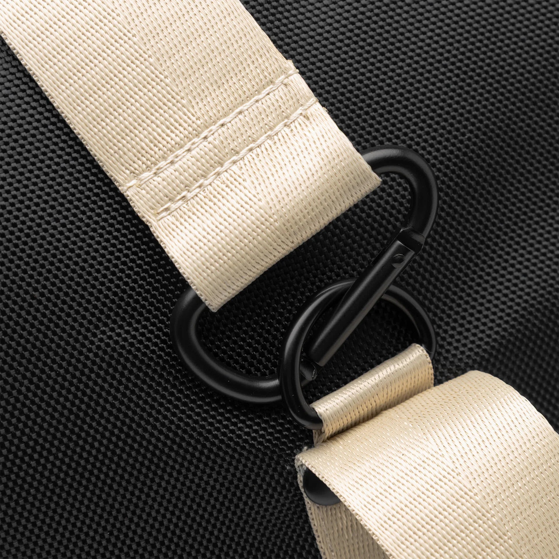 Oncourt Medium Padel Bag - Black