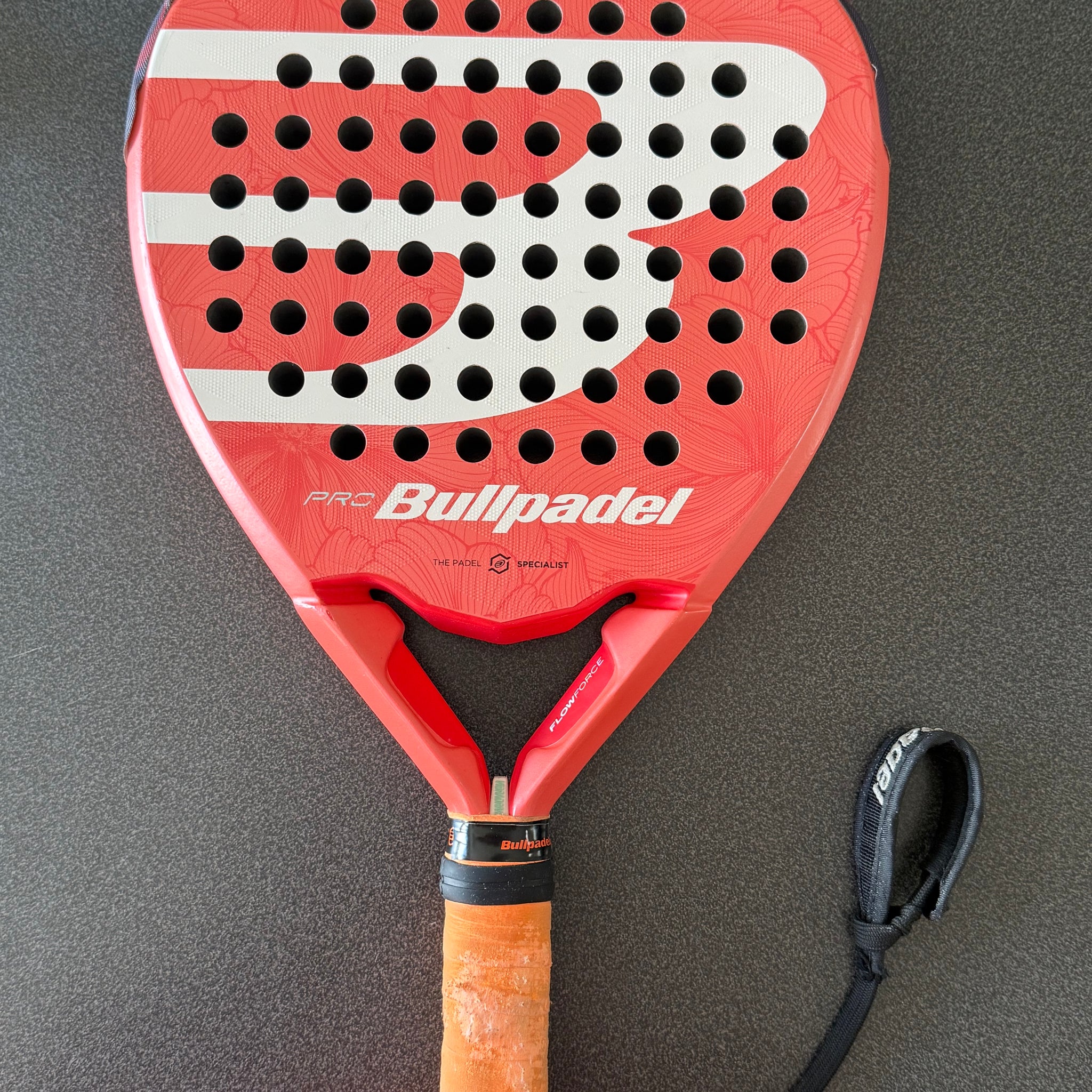 Bullpadel Flow 2023 – Second Hand (Good Condition)